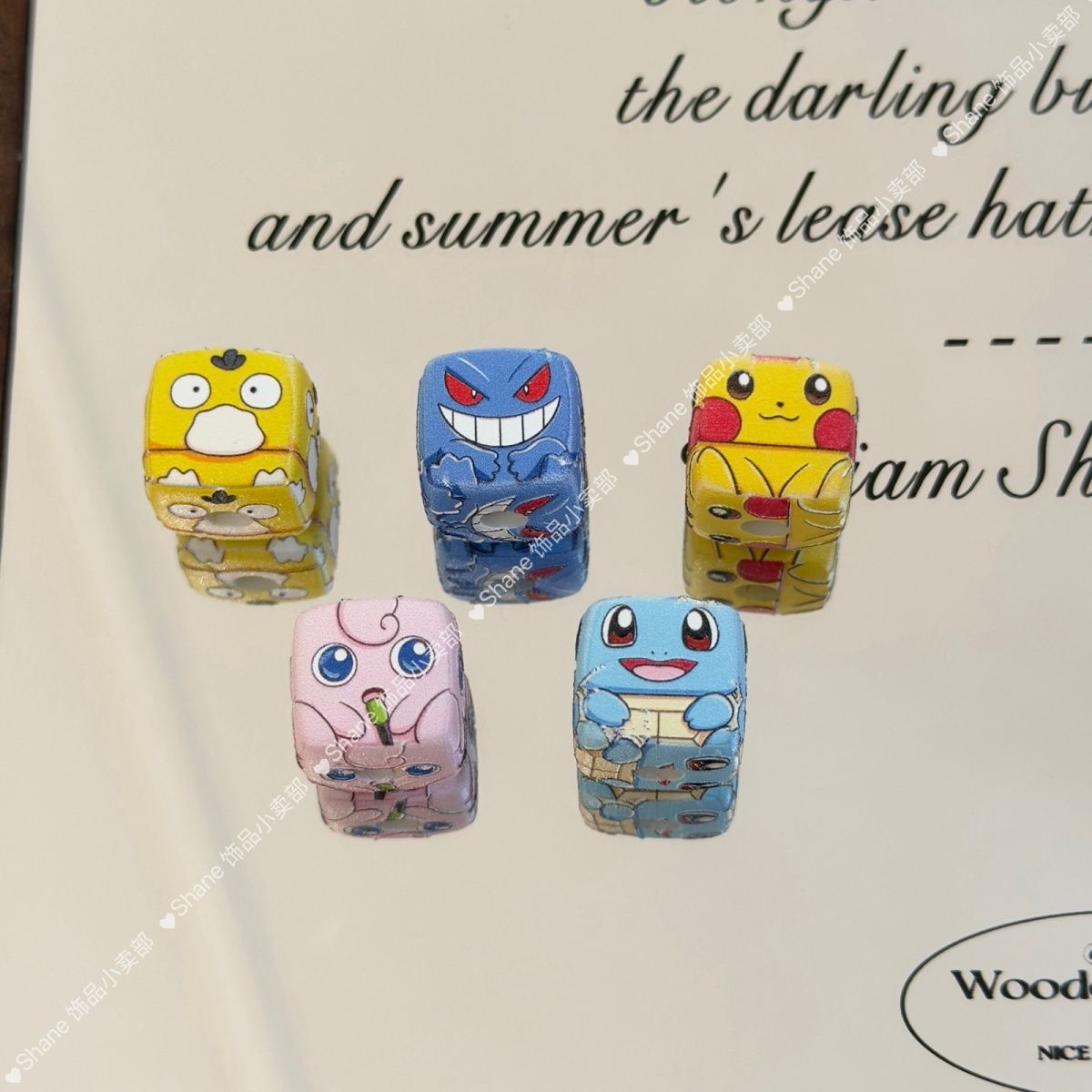 Phone Accessories Keychain - 10 pezzi di perline forate Pikachu
